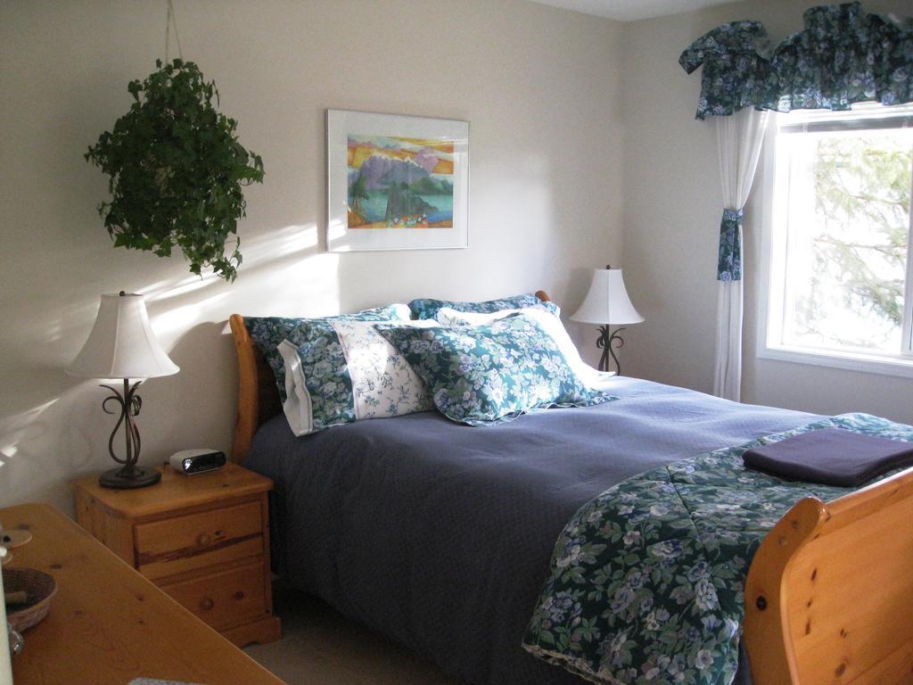 Avens Renaissance B&B Canmore Dış mekan fotoğraf